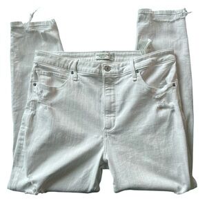 Abercrombie & Fitch White Distressed Skinny Jeans